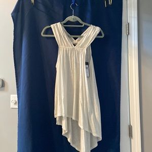 BCBG white high/low tank top NWT